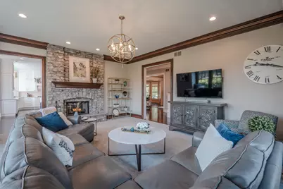 39W915 Catlin Square, Geneva, IL 60134 - Photo 17