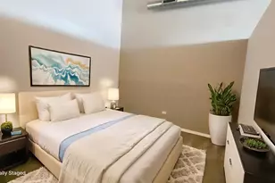 1645 W Ogden Ave, Chicago, IL 60612 - Photo 13