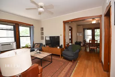 1611 W Grace Street #1, Chicago, IL 60613 - Photo 9