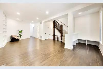2254 N Fremont Street, Chicago, IL 60614 - Photo 13