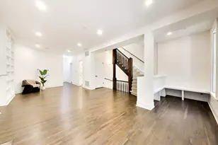2254 N Fremont St, Chicago, IL 60614 - Photo 13