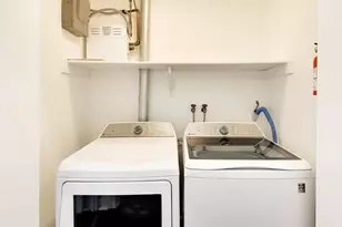 2254 N Fremont St, Chicago, IL 60614 - Photo 43