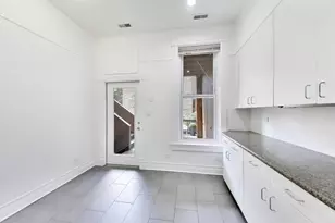 2254 N Fremont St, Chicago, IL 60614 - Photo 21