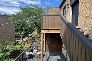 2254 N Fremont St, Chicago, IL 60614 - Photo 51