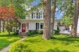 320 E Locust St, Watseka, IL 60970 - Photo 93