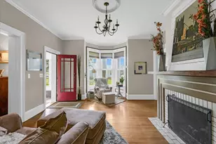 320 E Locust St, Watseka, IL 60970 - Photo 7