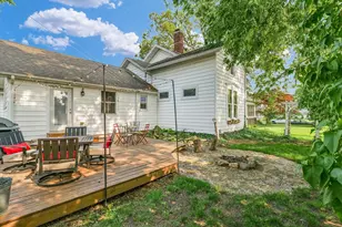 320 E Locust St, Watseka, IL 60970 - Photo 3