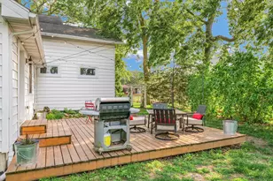 320 E Locust St, Watseka, IL 60970 - Photo 81