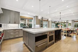 727 N McKinley Rd, Lake Forest, IL 60045 - Photo 7