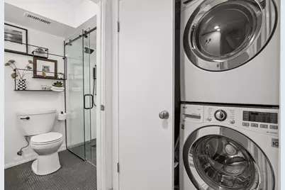 2017 W Evergreen Avenue #102, Chicago, IL 60622 - Photo 21