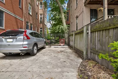 2017 W Evergreen Avenue #102, Chicago, IL 60622 - Photo 23