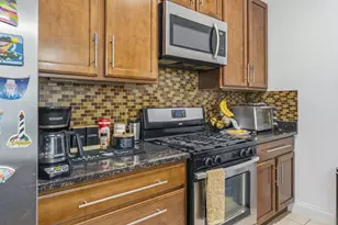 7733 N Marshfield Ave, Chicago, IL 60626 - Photo 9