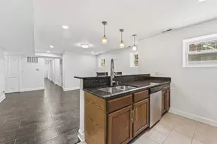 7733 N Marshfield Ave, Chicago, IL 60626 - Photo 19