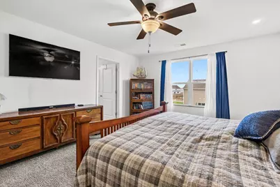 6904 Spruce Court, Wonder Lake, IL 60097 - Photo 13