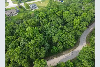 7408 Forest Oak Drive, McHenry, IL 60050 - Photo 11