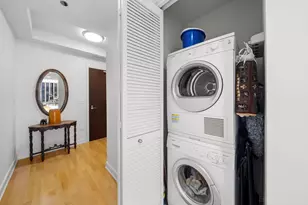 60 E Monroe St, Chicago, IL 60603 - Photo 23