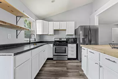 3120 17th Street, Rockford, IL 61109 - Photo 13