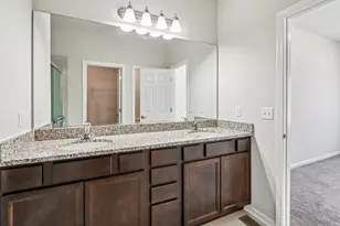 347 N Aspen Dr, Cortland, IL 60112 - Photo 31