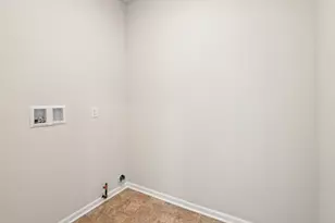 347 N Aspen Dr, Cortland, IL 60112 - Photo 27