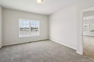 347 N Aspen Dr, Cortland, IL 60112 - Photo 33