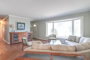 1004 Broadmoor Pl, Deerfield, IL 60015 - Photo 3