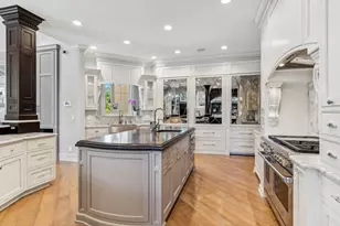 28W660 Perkins Ct, Naperville, IL 60564 - Photo 59