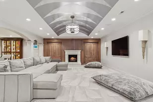 28W660 Perkins Ct, Naperville, IL 60564 - Photo 97