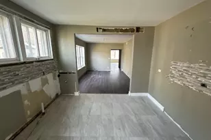 7816 S Jeffery Blvd, Chicago, IL 60649 - Photo 7