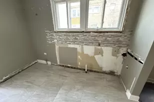 7816 S Jeffery Blvd, Chicago, IL 60649 - Photo 9