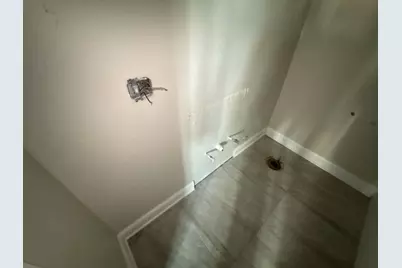 7816 S Jeffery Boulevard, Chicago, IL 60649 - Photo 15