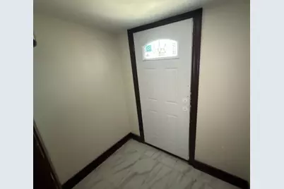 7816 S Jeffery Boulevard, Chicago, IL 60649 - Photo 23