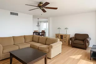 465 W Dominion Dr, Wood Dale, IL 60191 - Photo 19