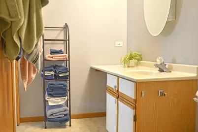 1584 W Crystal Rock Court #2B, Round Lake Beach, IL 60073 - Photo 17