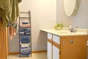 1584 W Crystal Rock Ct, Round Lake Beach, IL 60073 - Photo 17