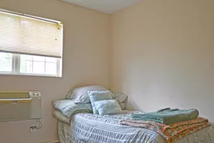 1584 W Crystal Rock Ct, Round Lake Beach, IL 60073 - Photo 19