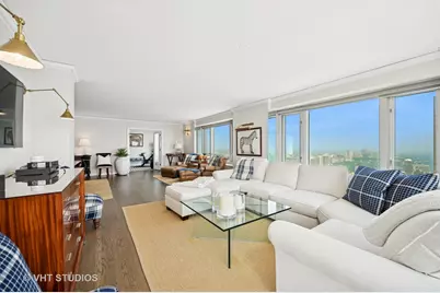 132 E Delaware Place #5106, Chicago, IL 60611 - Photo 9