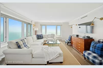 132 E Delaware Place #5106, Chicago, IL 60611 - Photo 11