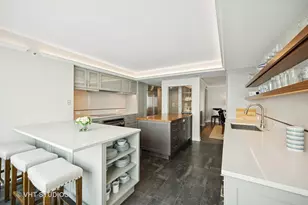 132 E Delaware Pl, Chicago, IL 60611 - Photo 19