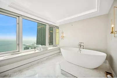 132 E Delaware Place #5106, Chicago, IL 60611 - Photo 35