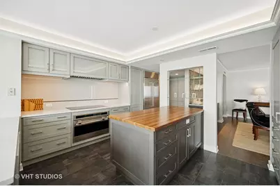 132 E Delaware Place #5106, Chicago, IL 60611 - Photo 21