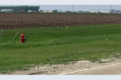 2927 Peoria Street, Peru, IL 61354 - Photo 5