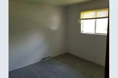 547 N Ridgemoor Avenue, Mundelein, IL 60060 - Photo 9