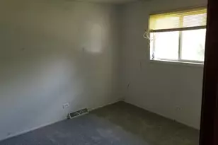 547 N Ridgemoor Ave, Mundelein, IL 60060 - Photo 9