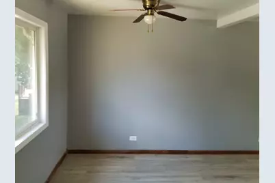 547 N Ridgemoor Avenue, Mundelein, IL 60060 - Photo 5