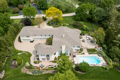 1877 Banbury Road, Inverness, IL 60067 - Photo 1