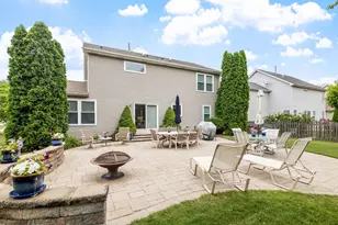 2225 Beaumont Ct, Aurora, IL 60502 - Photo 27