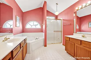 528 Cliffwood Ln, Gurnee, IL 60031 - Photo 21