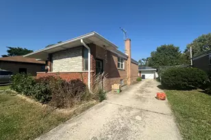 930 E 161st Pl, South Holland, IL 60473 - Photo 1