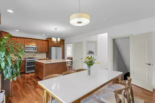 2107 Max Run Dr, Champaign, IL 61822 - Photo 13