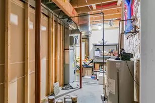 2107 Max Run Dr, Champaign, IL 61822 - Photo 51